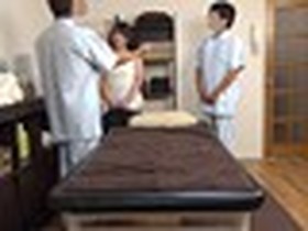 完全盗撮! セレブ美熟女御用達 高級アロマオイルマッサージサロン 悶絶性感マッサージ流出映像!! サンプル動画サムネイル